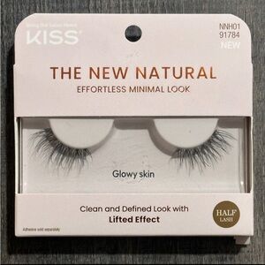 💞 New KISS The New Natural Half Lash Black Glowy Skin Fake Lashes